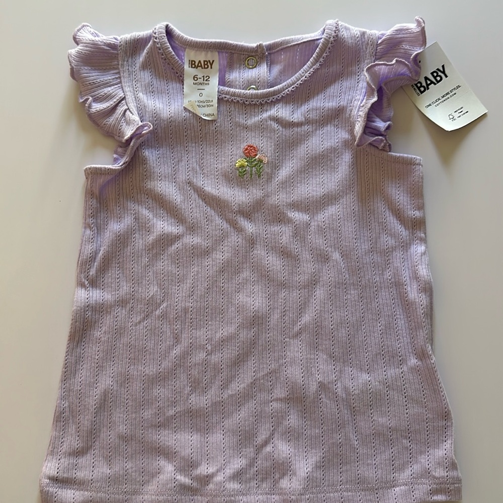 Lavender sleeveless flutter top
